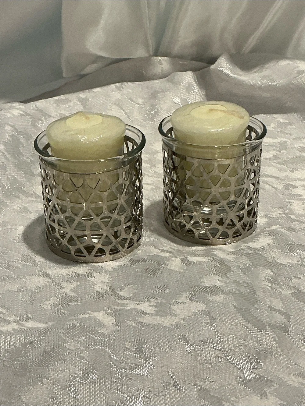 Yankee Candle Cream Votive Candles with Silver Filigree Holders